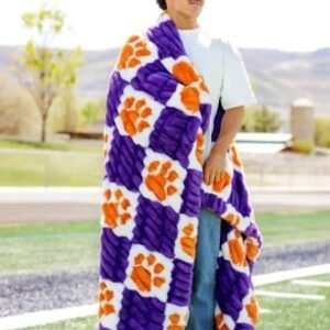 Ultra Soft Plush Collegiate Throw Blanket for Fans